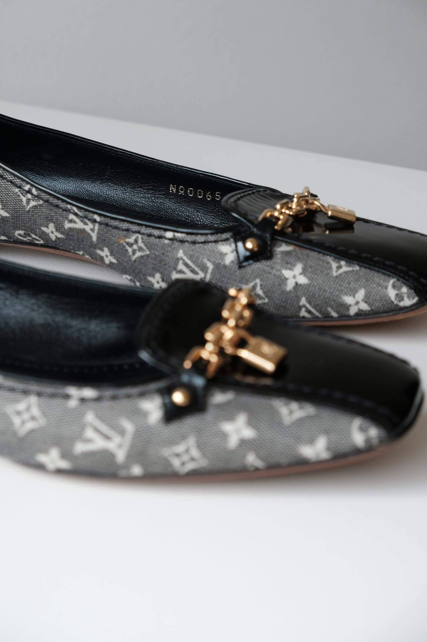 Louis Vuittonn Ballet Flats
