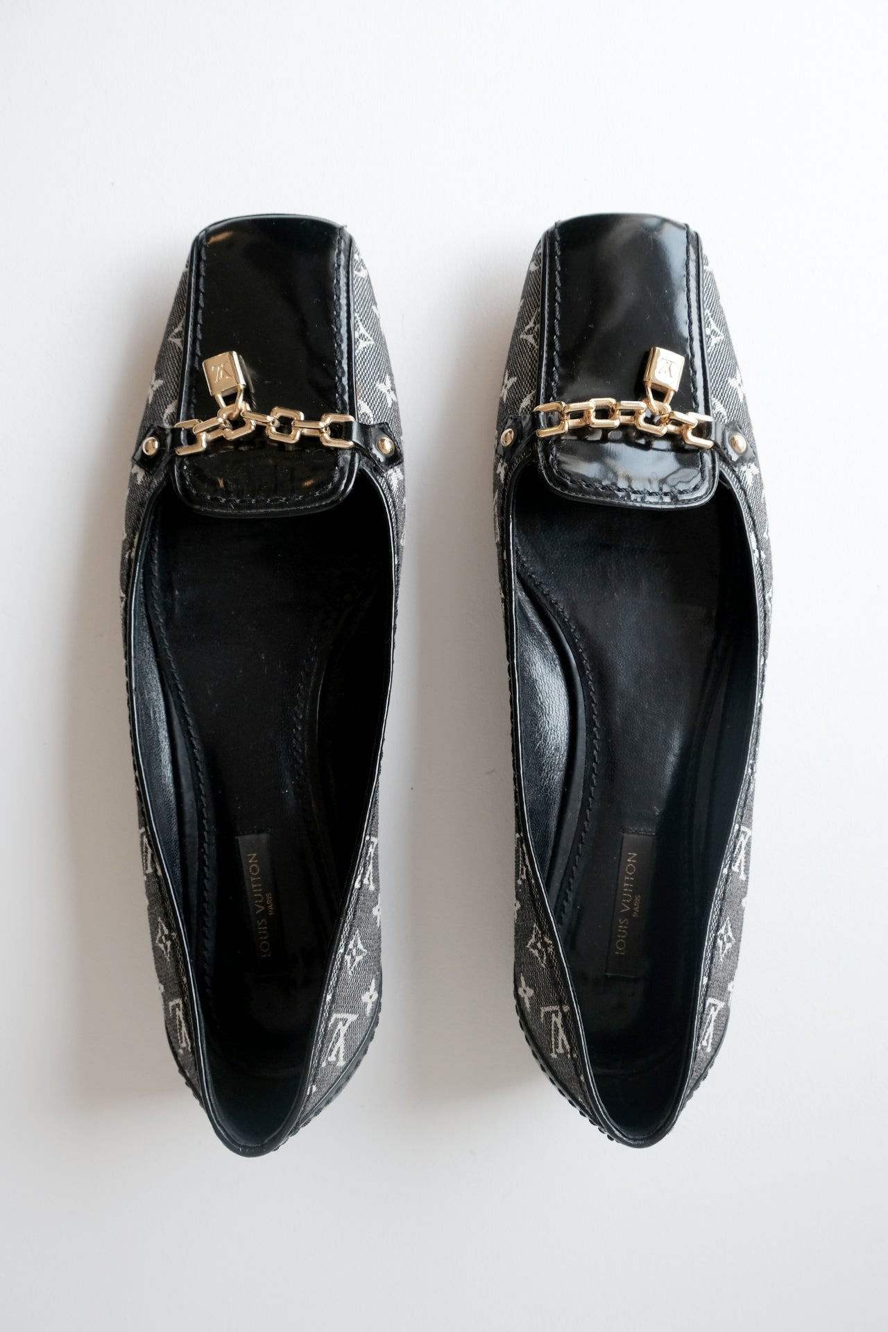 Louis Vuittonn Ballet Flats