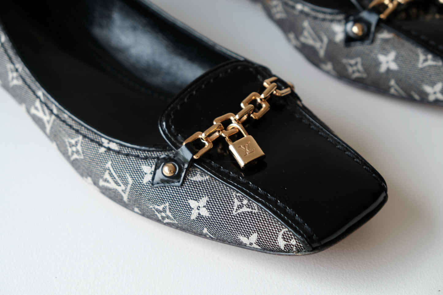 Louis Vuittonn Ballet Flats