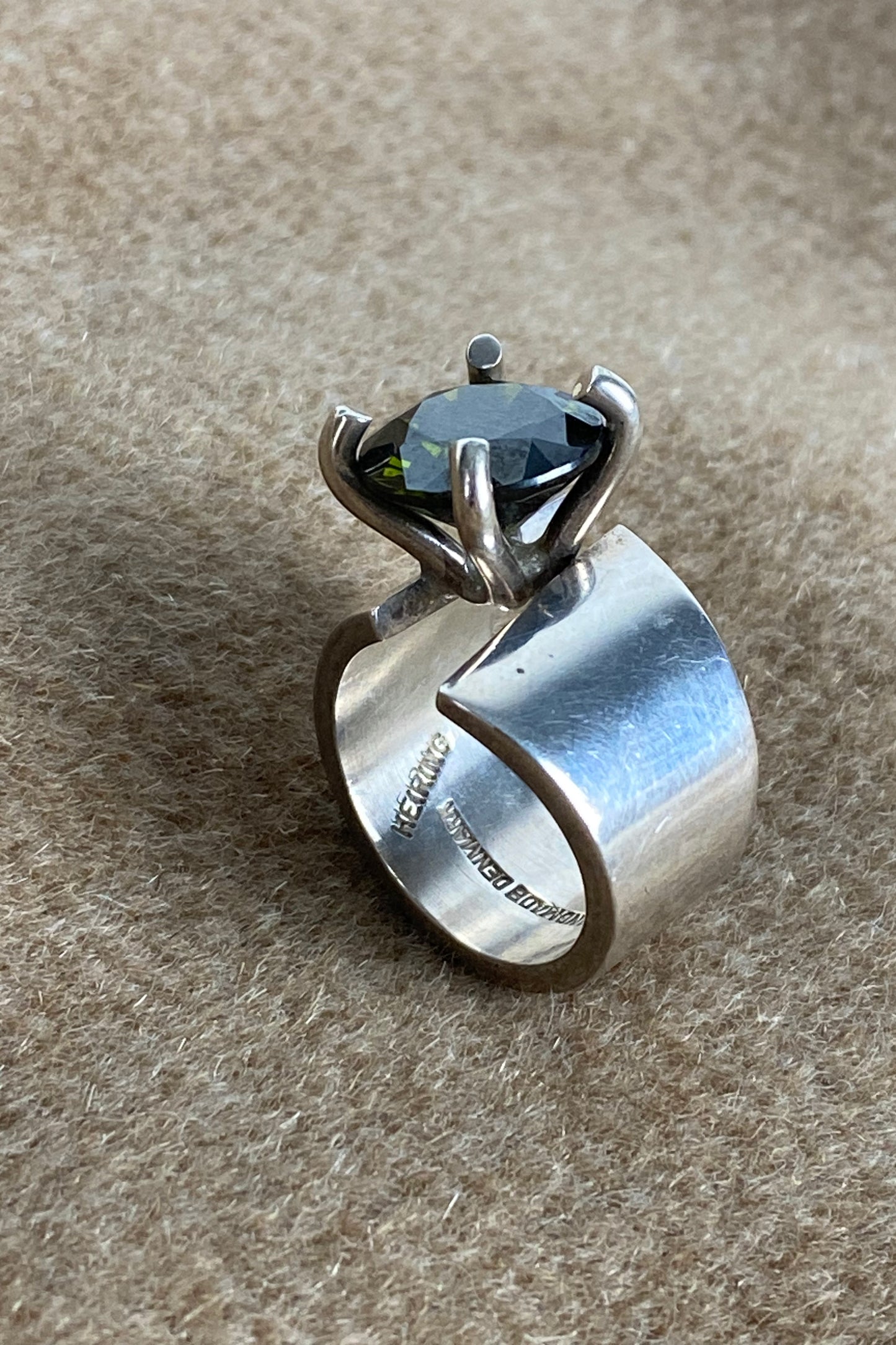 Lily & Rose Ring
